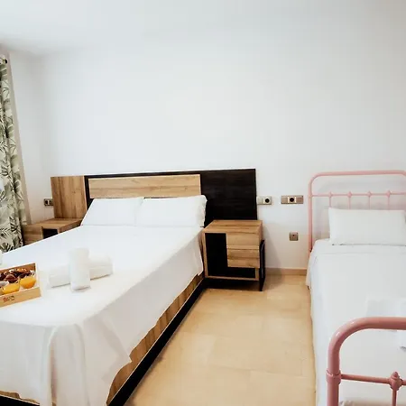 Private Martaver, Swiming Pool, Bbq & Pool Table فيلة