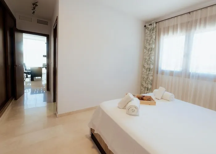 Private Martaver, Swiming Pool, Bbq & Pool Table * 무트자멜